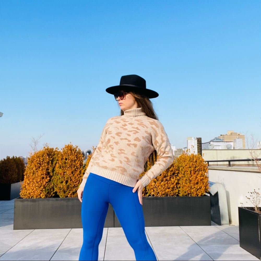 FATE Leopard Pattern Drop Shoulder Sweater - Picture 9 of 16
